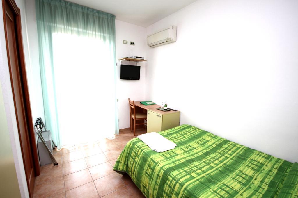 Hotel Alguer Pokoj fotografie