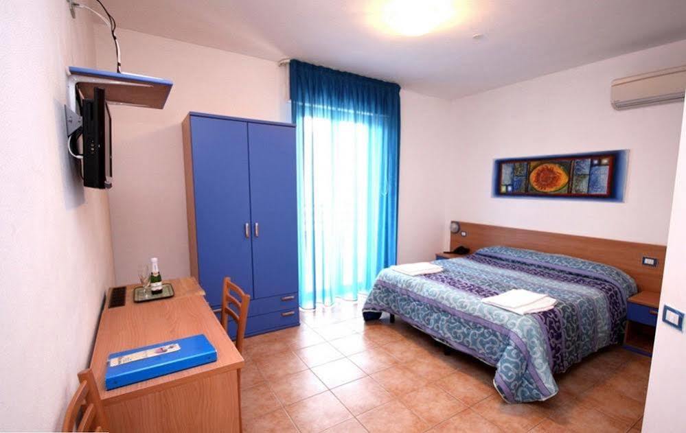 Hotel Alguer Exteriér fotografie